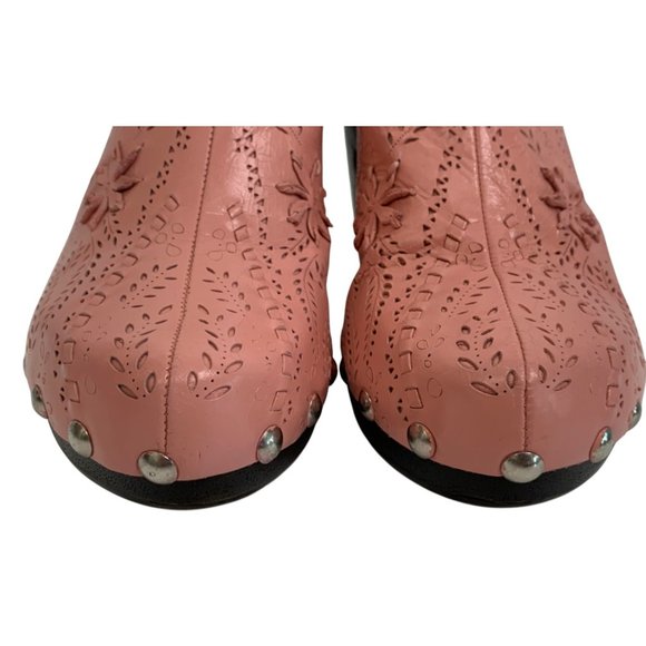 9B Vince Camuto Pink Leather Studded Clogs Mules Wooden Heels Floral Cutout - Picture 8 of 13